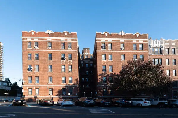 7612 PARK AVE #C4, North Bergen, NJ 07047