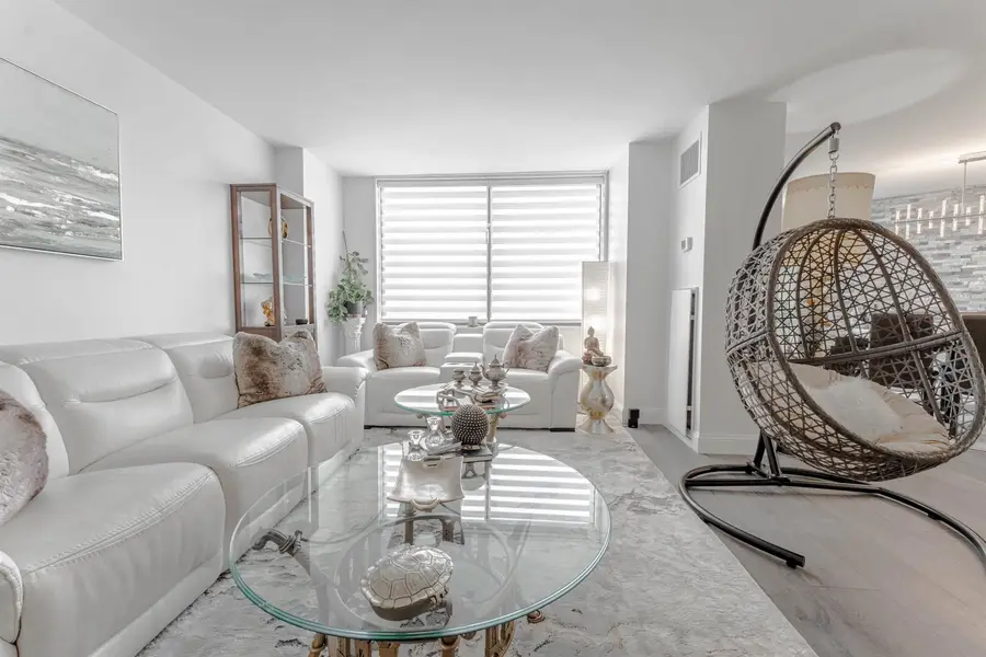 806 HARMON COVE TOWER #Secaucus, Secaucus, NJ 07094 - Image #3