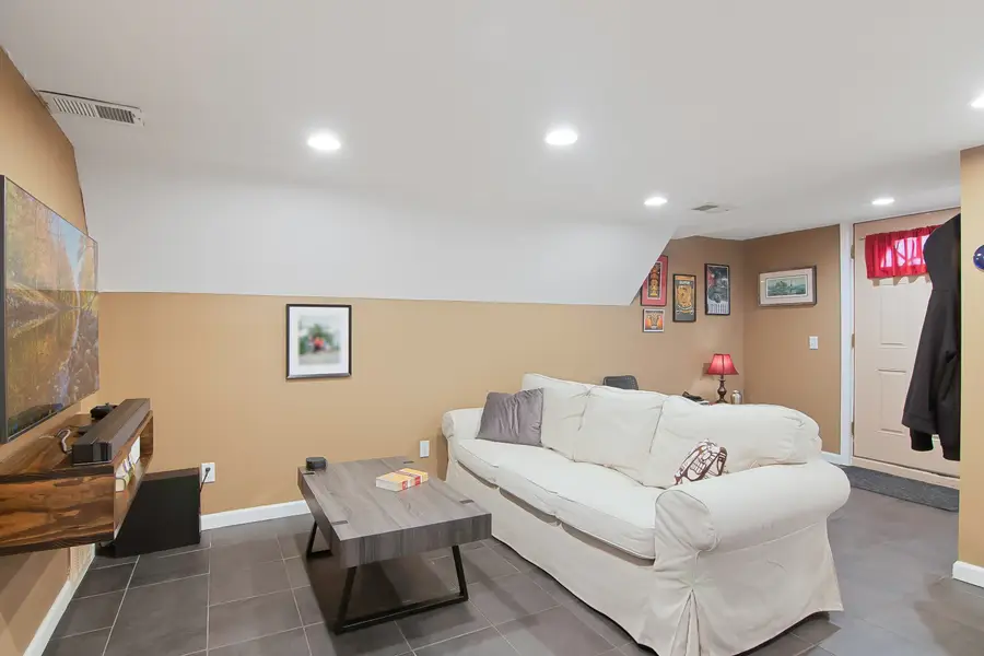 102 BEECH ST, Kearny, NJ 07302 - Image #3