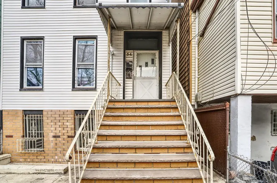 54 JEFFERSON AVE, Jersey City, NJ 07306 - Image #2