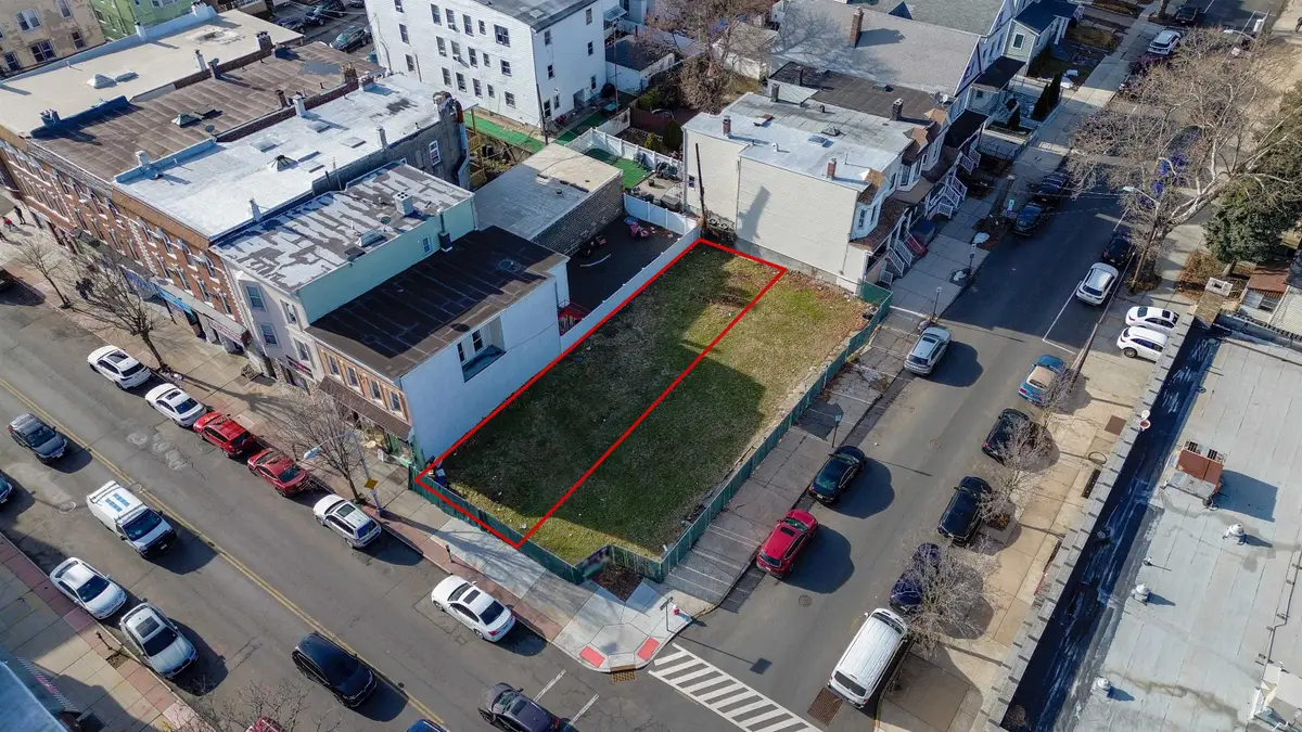 793 BROADWAY, Bayonne, NJ 07002 - Image #1