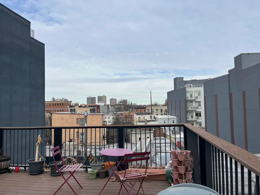 200 CHRISTOPHER COLUMBUS DR #C10, Jersey City, NJ 07302 - Image #2