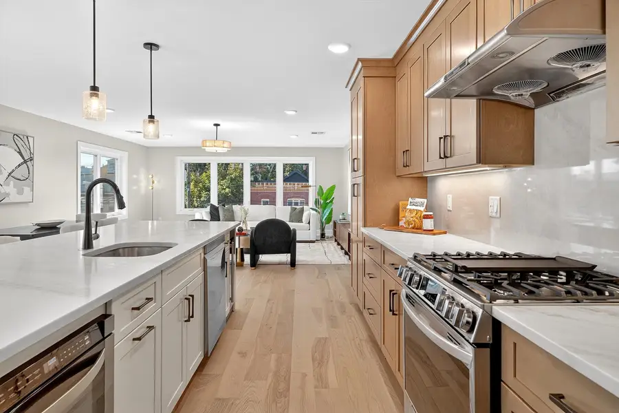 29 WEST 9TH ST, Bayonne, NJ 07002 - Image #2