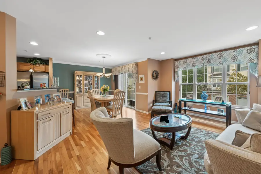 62 BOATWORKS DR, Bayonne, NJ 07002 - Image #2