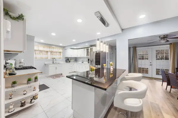 61-63 KEER AVE, Newark, NJ 07112