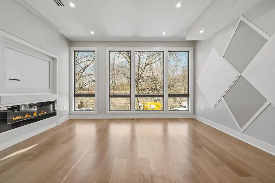 160 CENTRAL AVE #2, Jersey City, NJ 07307 - Image #3