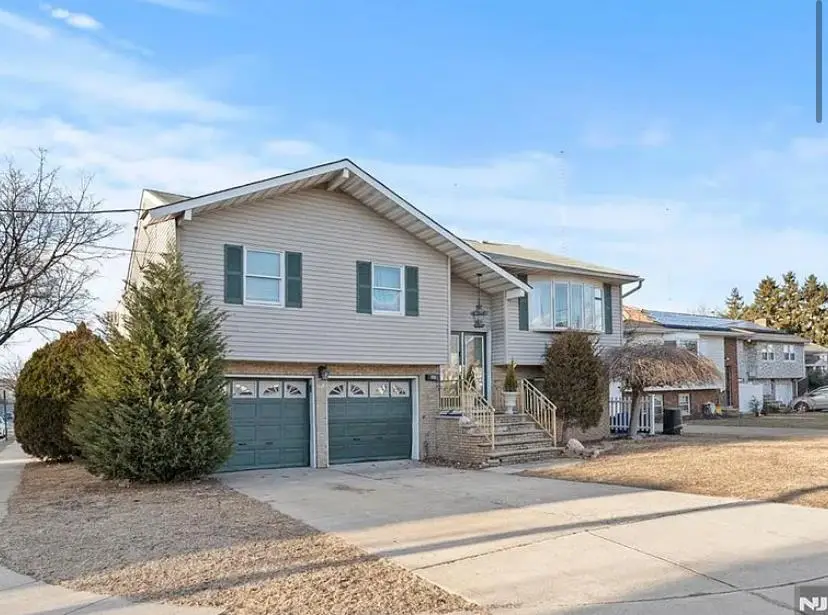 40 VALLEY CT, Secaucus, NJ 07094 - Image #1