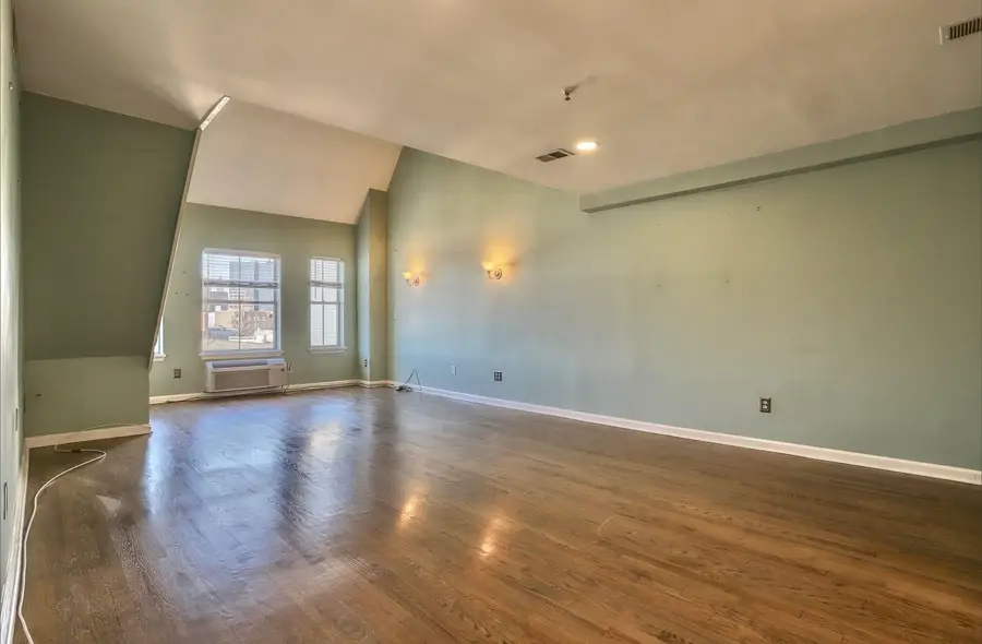 54 POLK #P3, Newark, NJ 07105 - Image #3