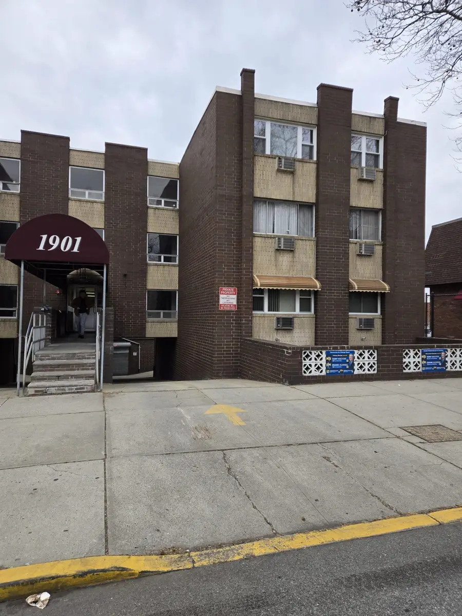 1901 KENNEDY BLVD #211, North Bergen, NJ 07047 - Image #2