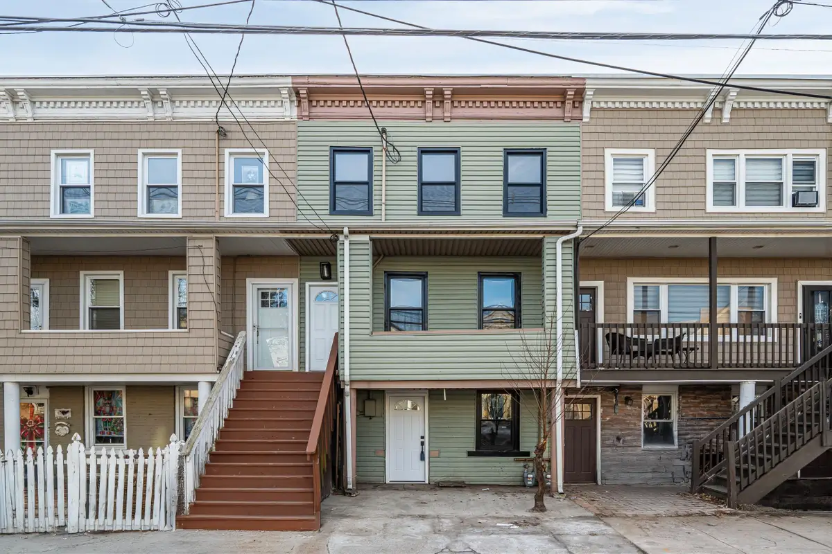 22 WEST 10TH ST, Bayonne, NJ 07002 - Image #1