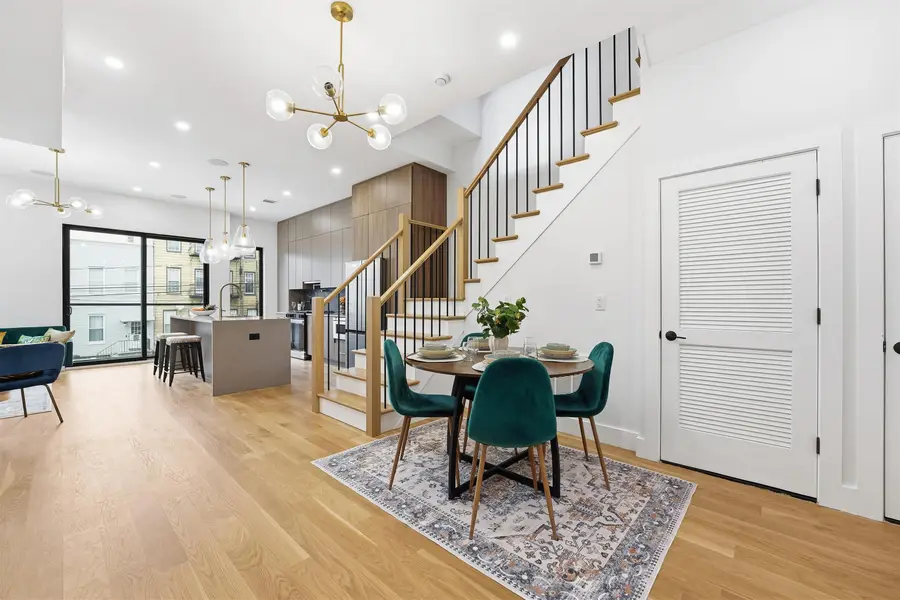 32 HANCOCK AVE #FRONT, Jersey City, NJ 07307 - Image #2