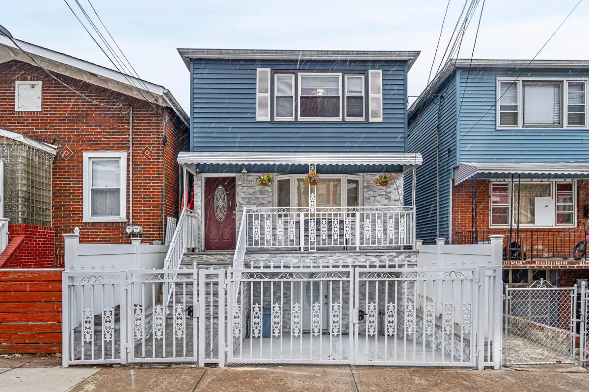 215 SEAVIEW AVE, Jersey City, NJ 07305 - Image #1