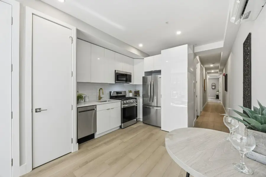 77 VAN REYPEN ST #3, Jersey City, NJ 07306 - Image #3