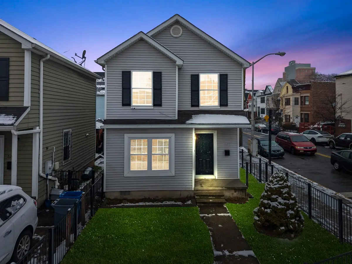 627 OCEAN AVE, Jersey City, NJ 07305 - Image #1