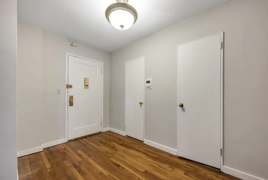 8300 JOHN F KENNEDY BLVD #4D, North Bergen, NJ 07047 - Image #2