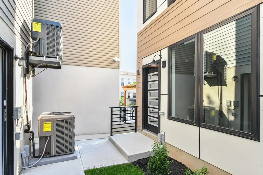 221 COLUMBIA AVE #3 (ADU), Jersey City, NJ 07307 - #2