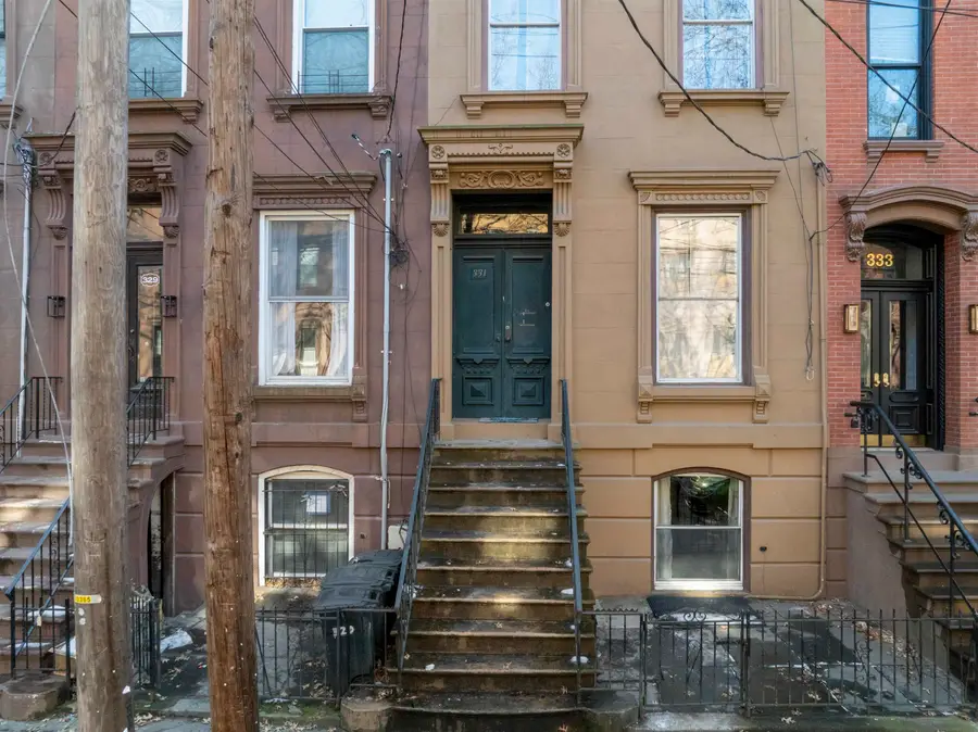 331 YORK ST, Jersey City, NJ 07302 - Image #2