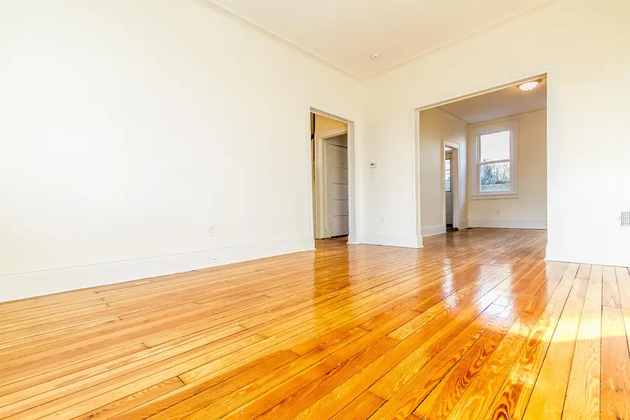 322 67TH ST, West New York, NJ 07093 - Image #3