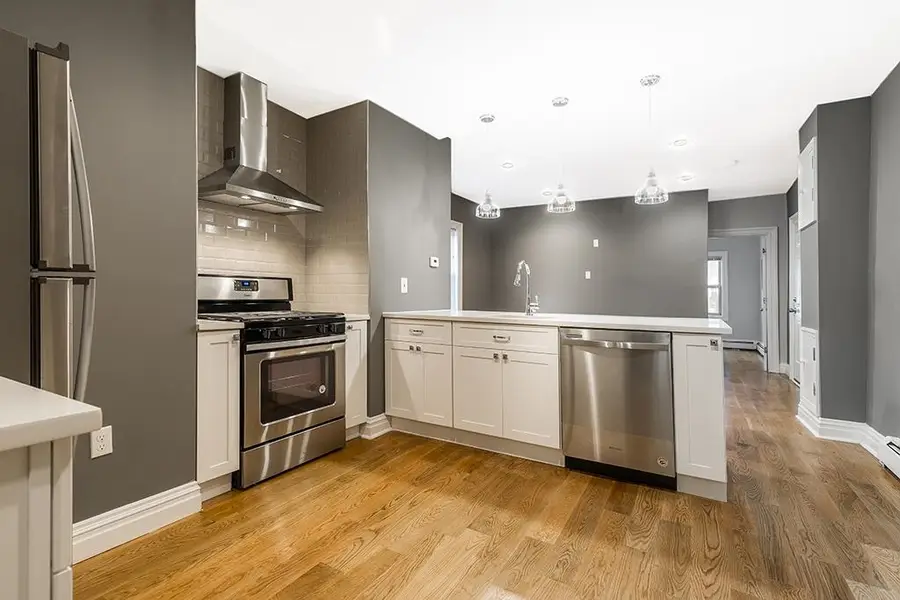 194 HOPKINS AVE, Jersey City, NJ 07306 - Image #3