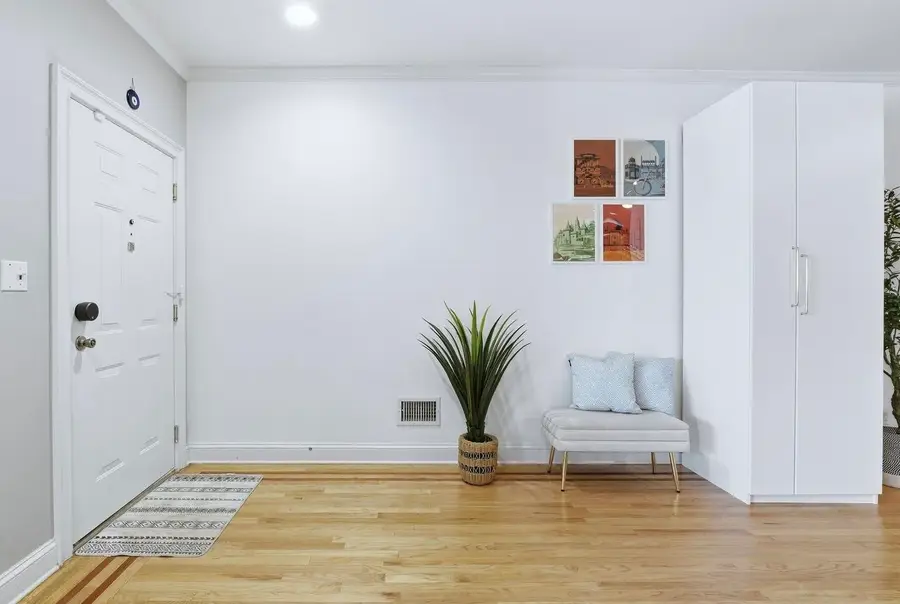 303 MANHATTAN AVE #1, Union City, NJ 07087 - Image #3