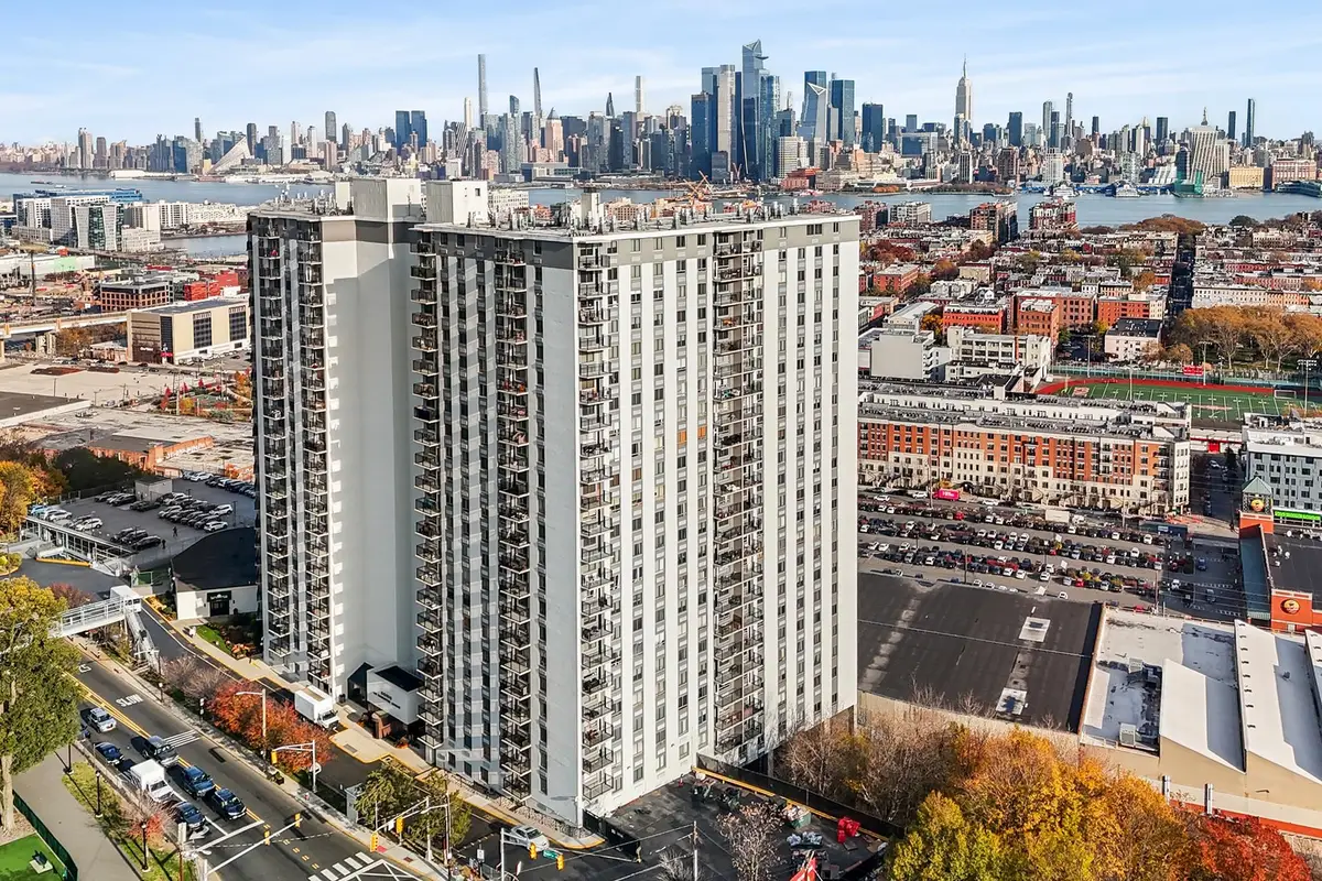 100 MANHATTAN AVE #416, Union City, NJ 07087 - Image #1