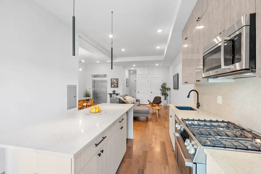 545 PALISADE AVE #2, Jersey City, NJ 07307 - #3