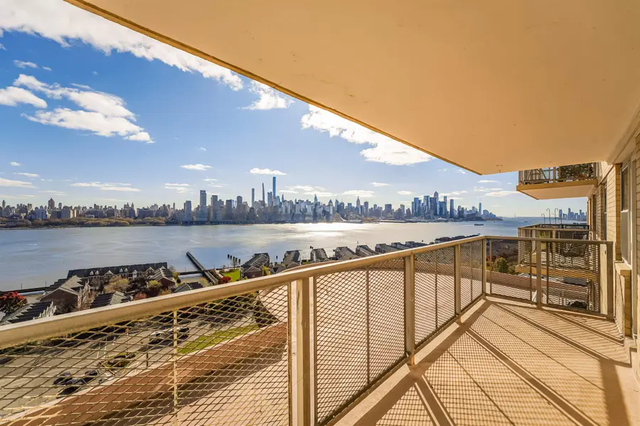 6600 BLVD EAST #2C, West New York, NJ 07093 - #2