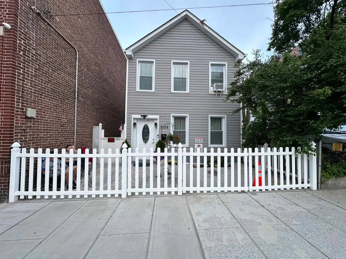 3122 SUMMIT AVE, Union City, NJ 07087 - #1