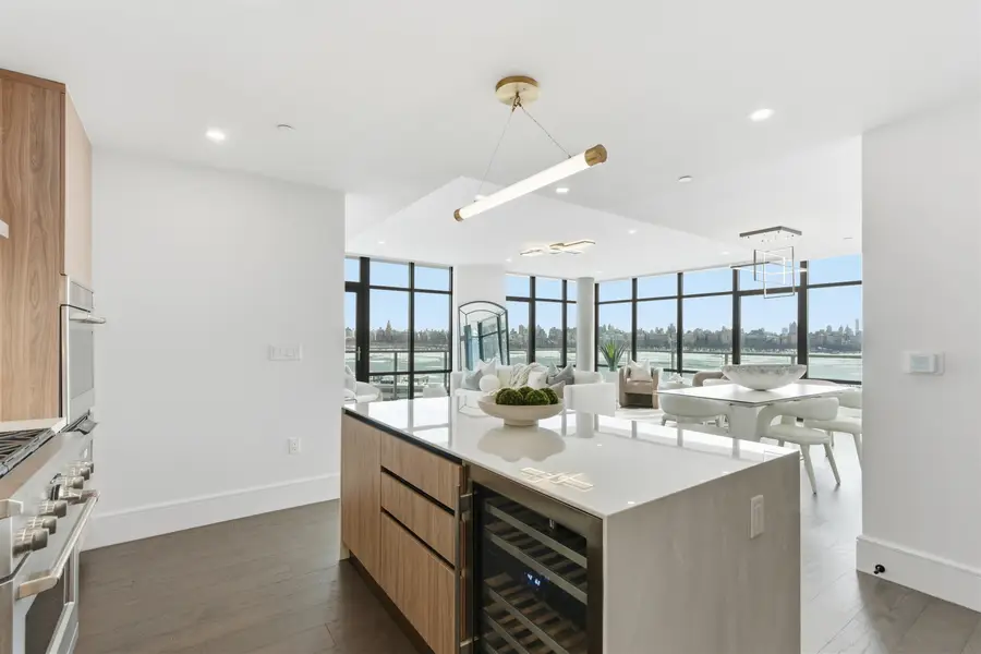 8701 CHURCHILL RD #Unit 1401, North Bergen, NJ 07047 - Image #2