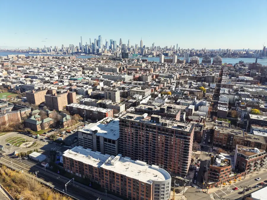 700 1ST ST #6E, Hoboken, NJ 07030 - Image #2