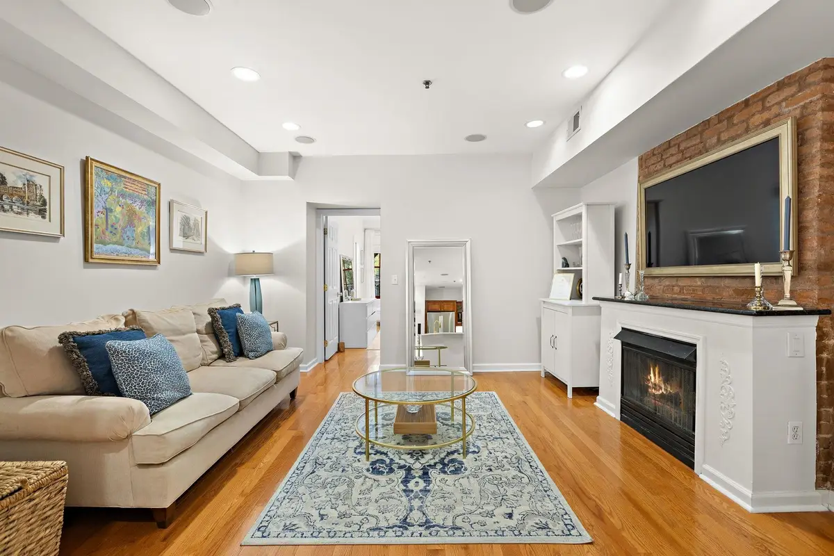 221 WILLOW AVE #2R, Hoboken, NJ 07030 - Image #1