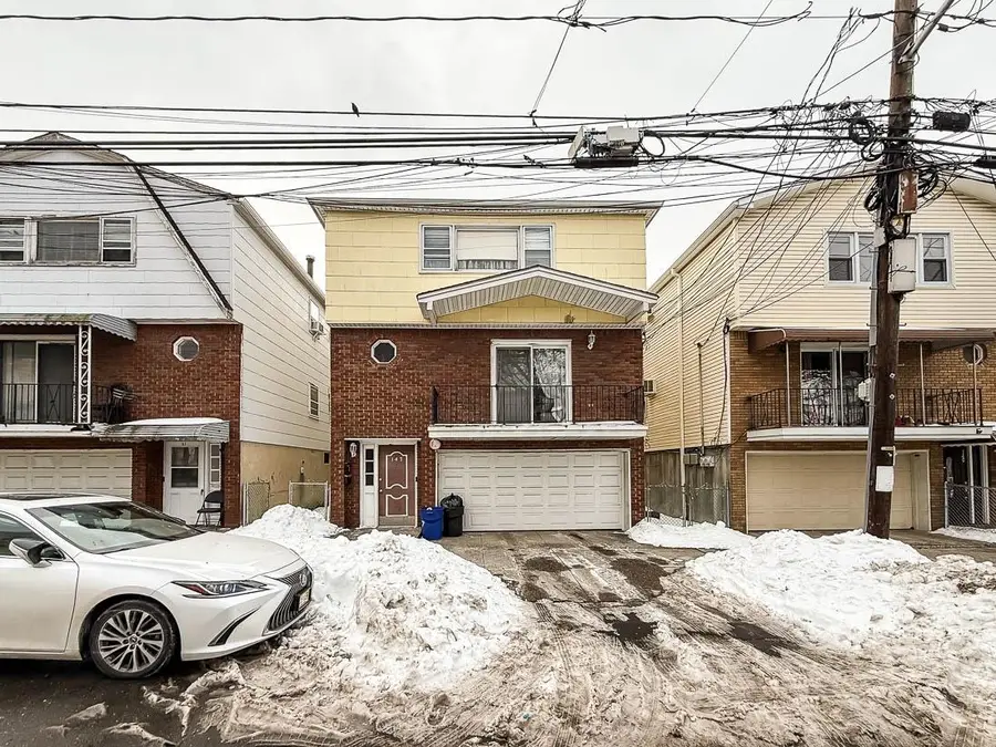 147 BEACON AVE, Jersey City, NJ 07306 - #2