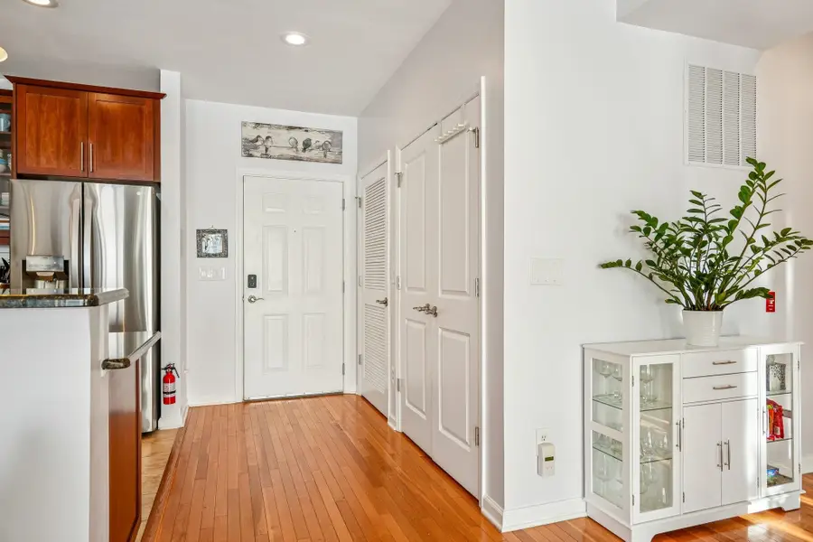 203-207 HACKENSACK PLANK RD #4B, Weehawken, NJ 07086 - Image #2