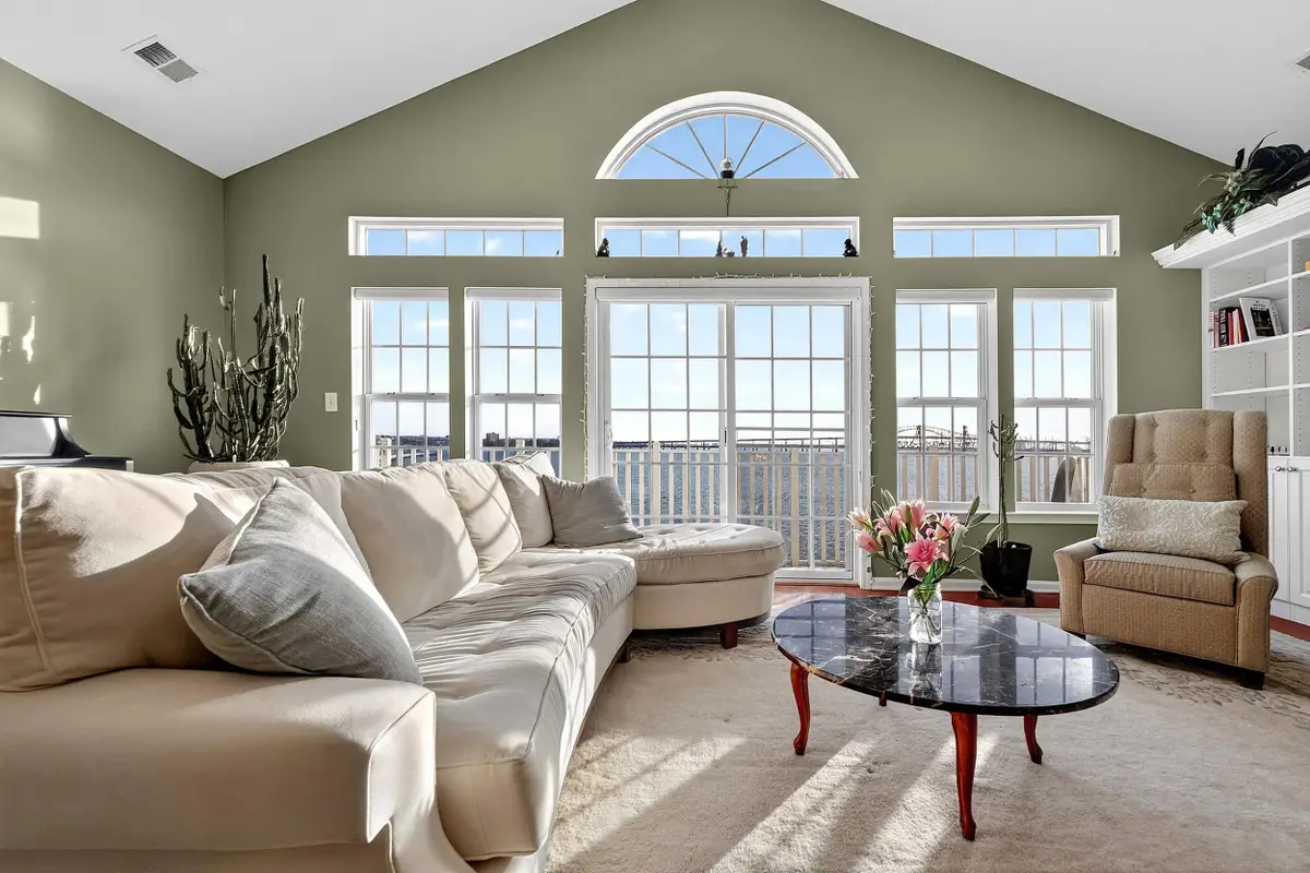 60 TOTTENHAM CT, Jersey City, NJ 07305 - Image #1