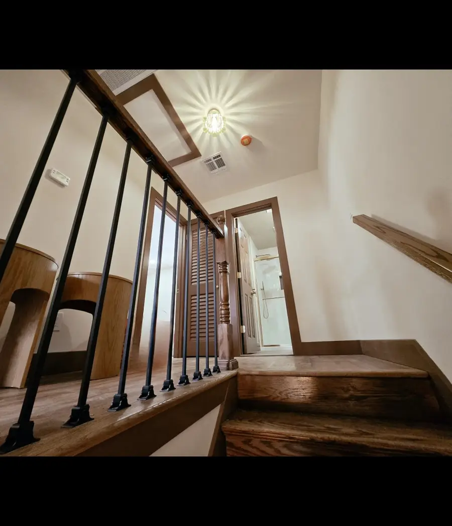 53 JEWETT AVE, Jersey City, NJ 07304 - Image #3