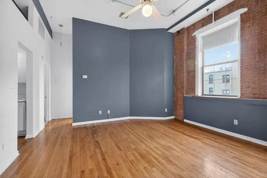 1015 GRAND ST #2B, Hoboken, NJ 07030 - Image #2