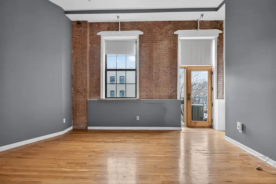 1015 GRAND ST #2B, Hoboken, NJ 07030 - Image #3