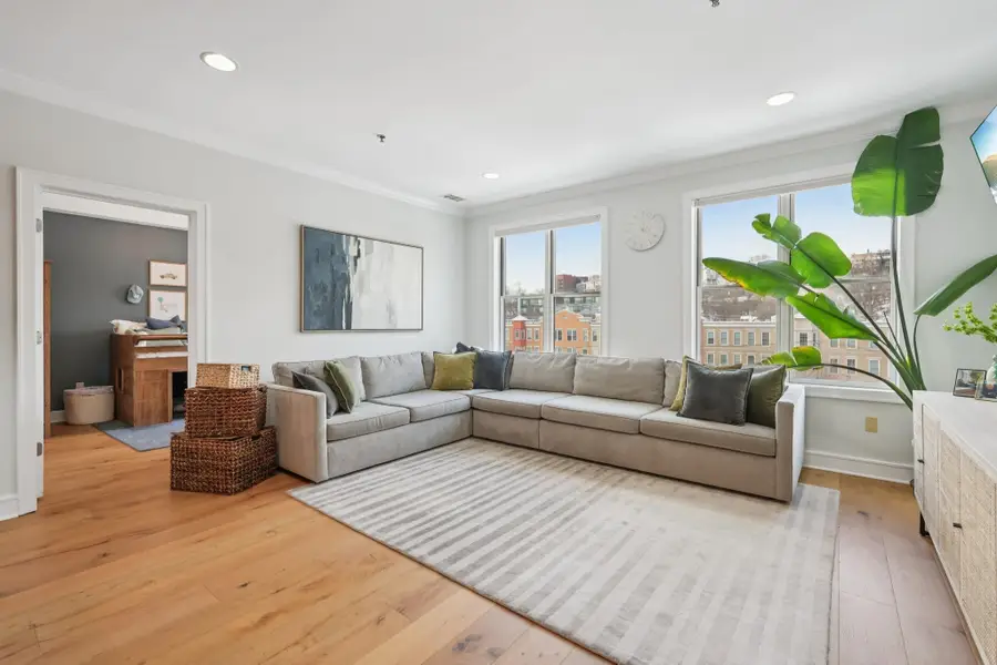 624 MONROE ST #5B, Hoboken, NJ 07030 - Image #2