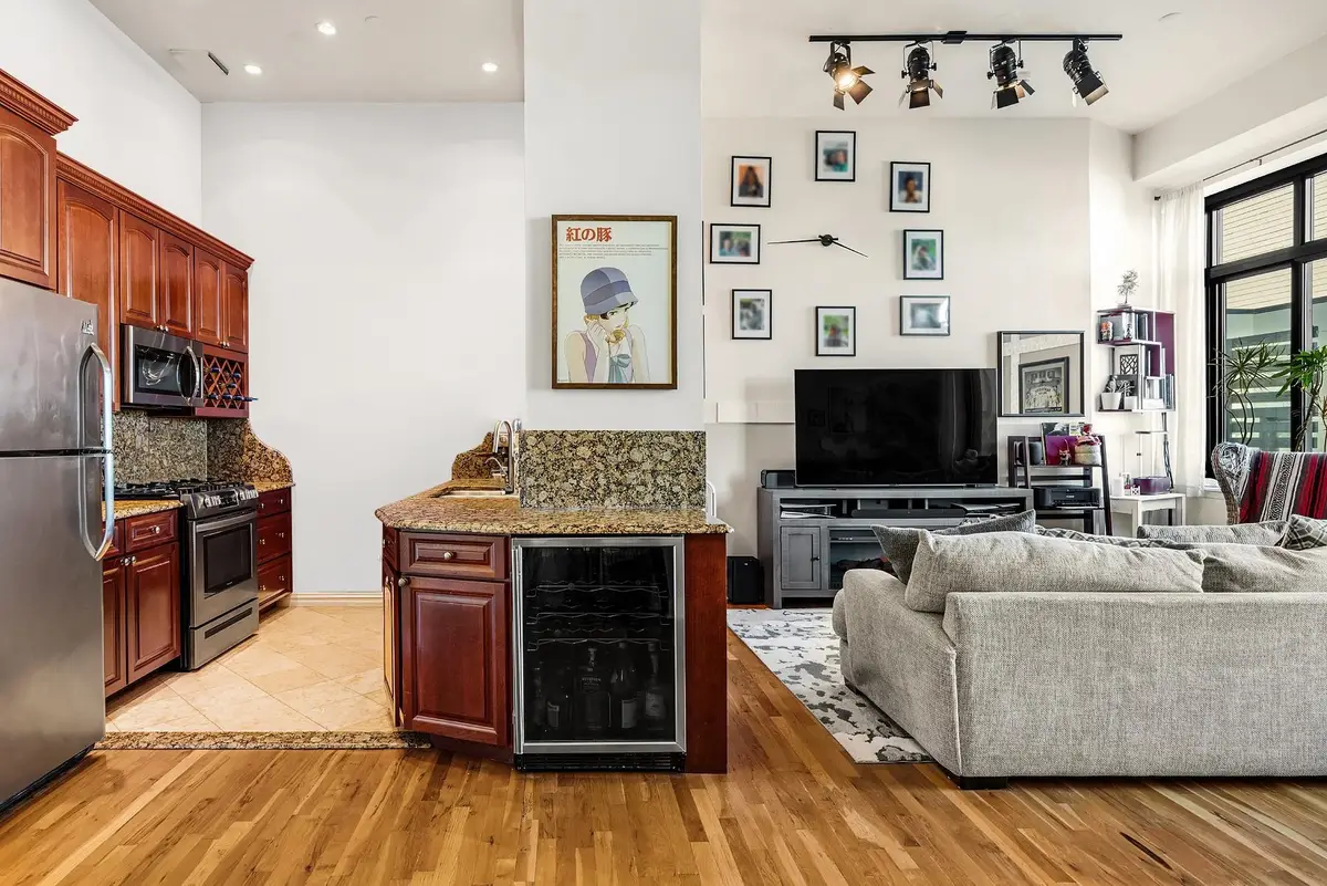 530 GREGORY AVE #C301, Weehawken, NJ 07086 - Image #1