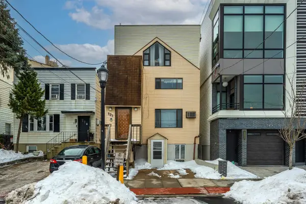 121 20TH ST, Union City, NJ 07087