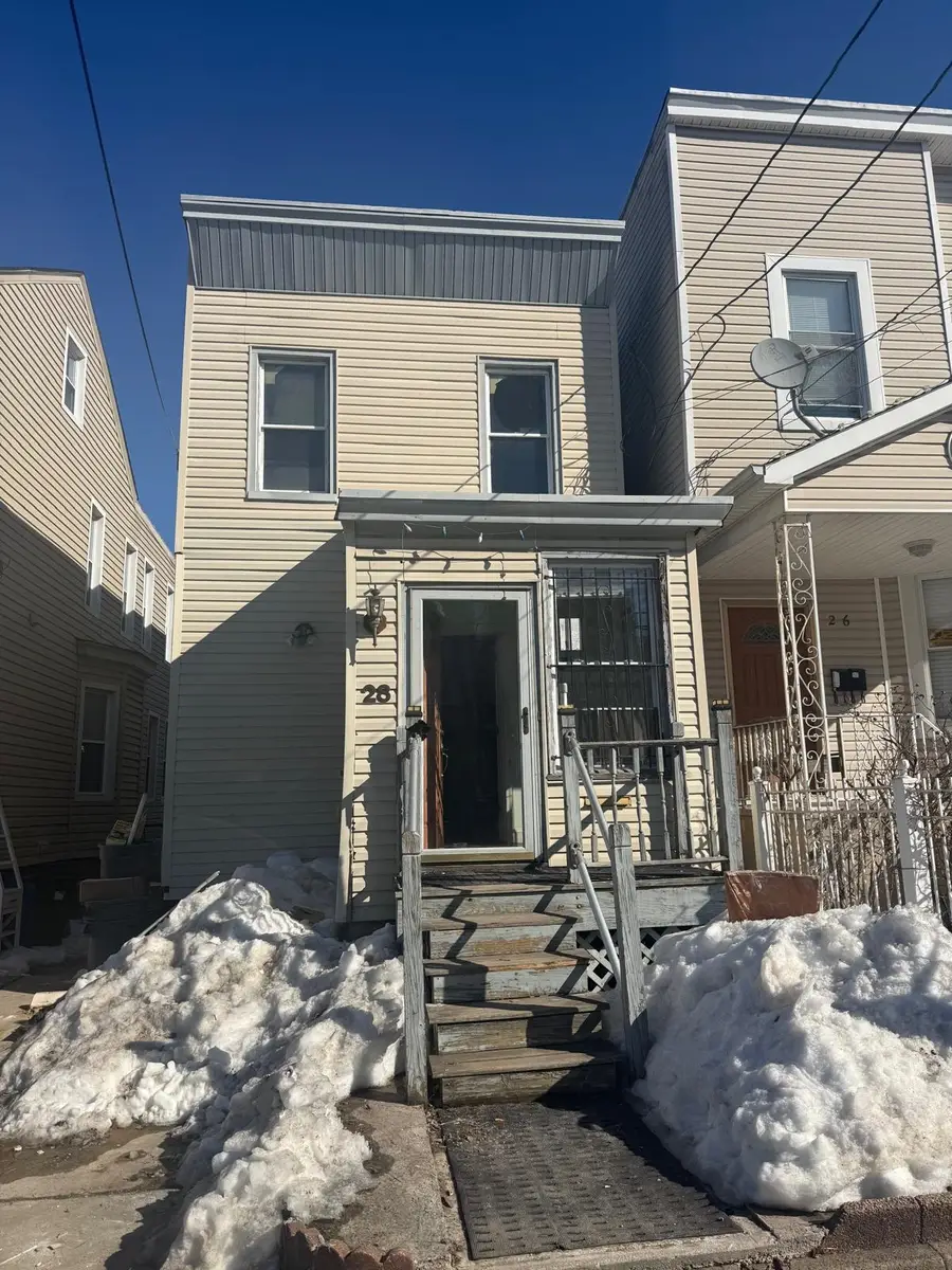 28 GAUTIER AVE, Jersey City, NJ 07306 - #2