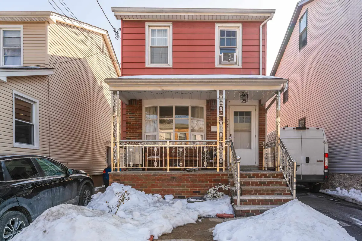 728 DEVON ST, Kearny, NJ 07032 - #1