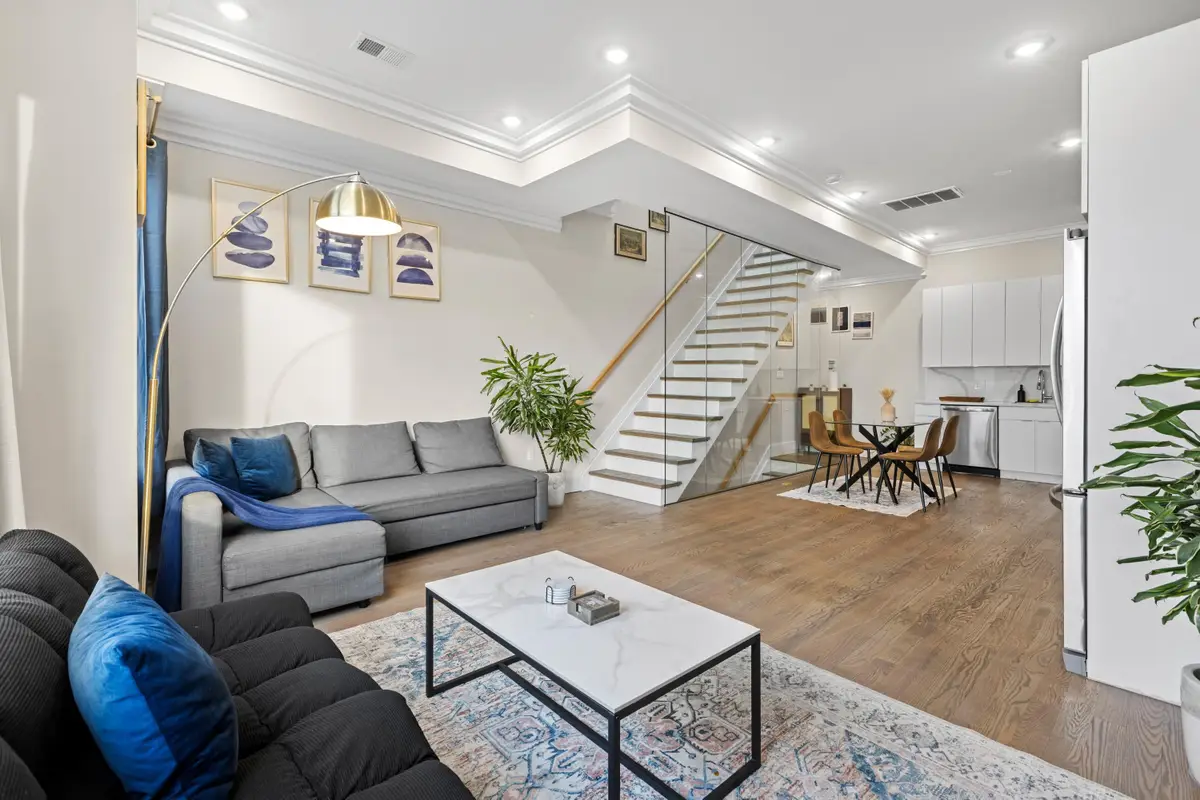 196 DELAWARE AVE #2, Jersey City, NJ 07306 - #1