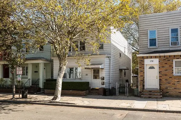 180 AVENUE F, Bayonne, NJ 07002