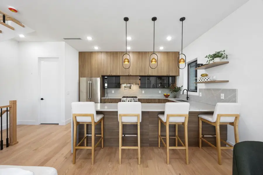 33 GRAHAM ST #2, Jersey City, NJ 07307 - #3