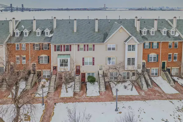 156 COTTONWOOD ST, JC, Greenville, NJ 07305-4865