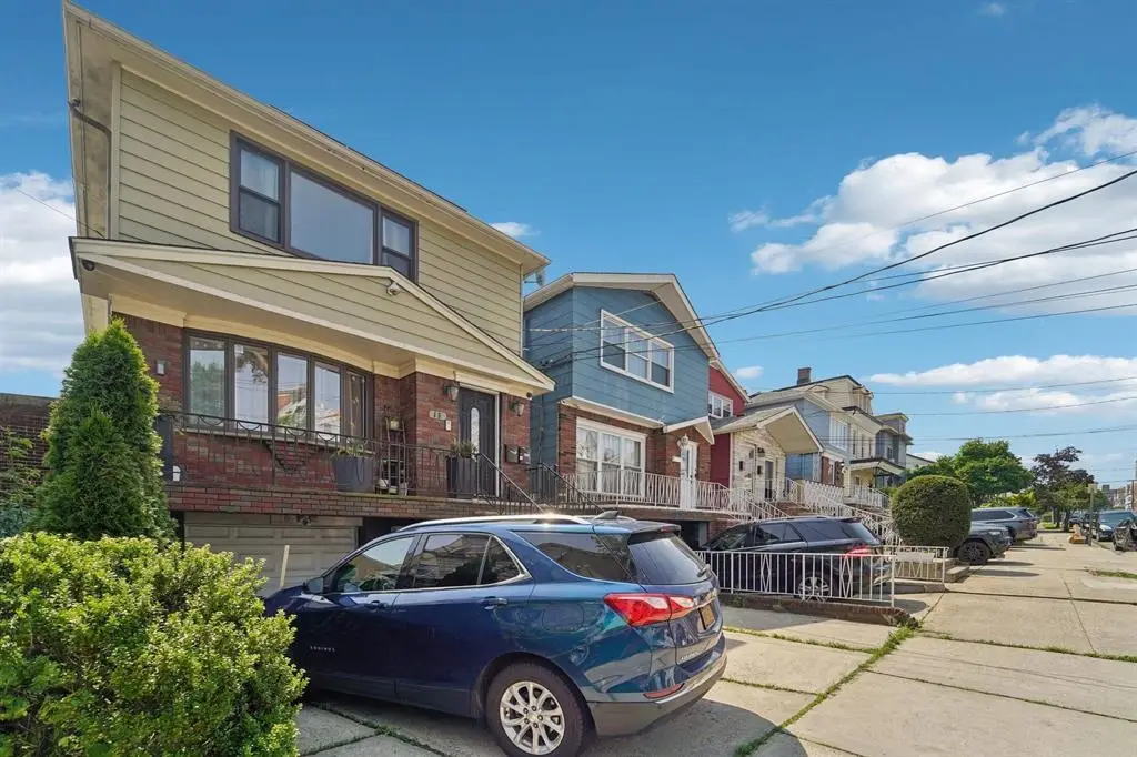 15 LINDEN AVE, Jersey City, NJ 07305 - #1