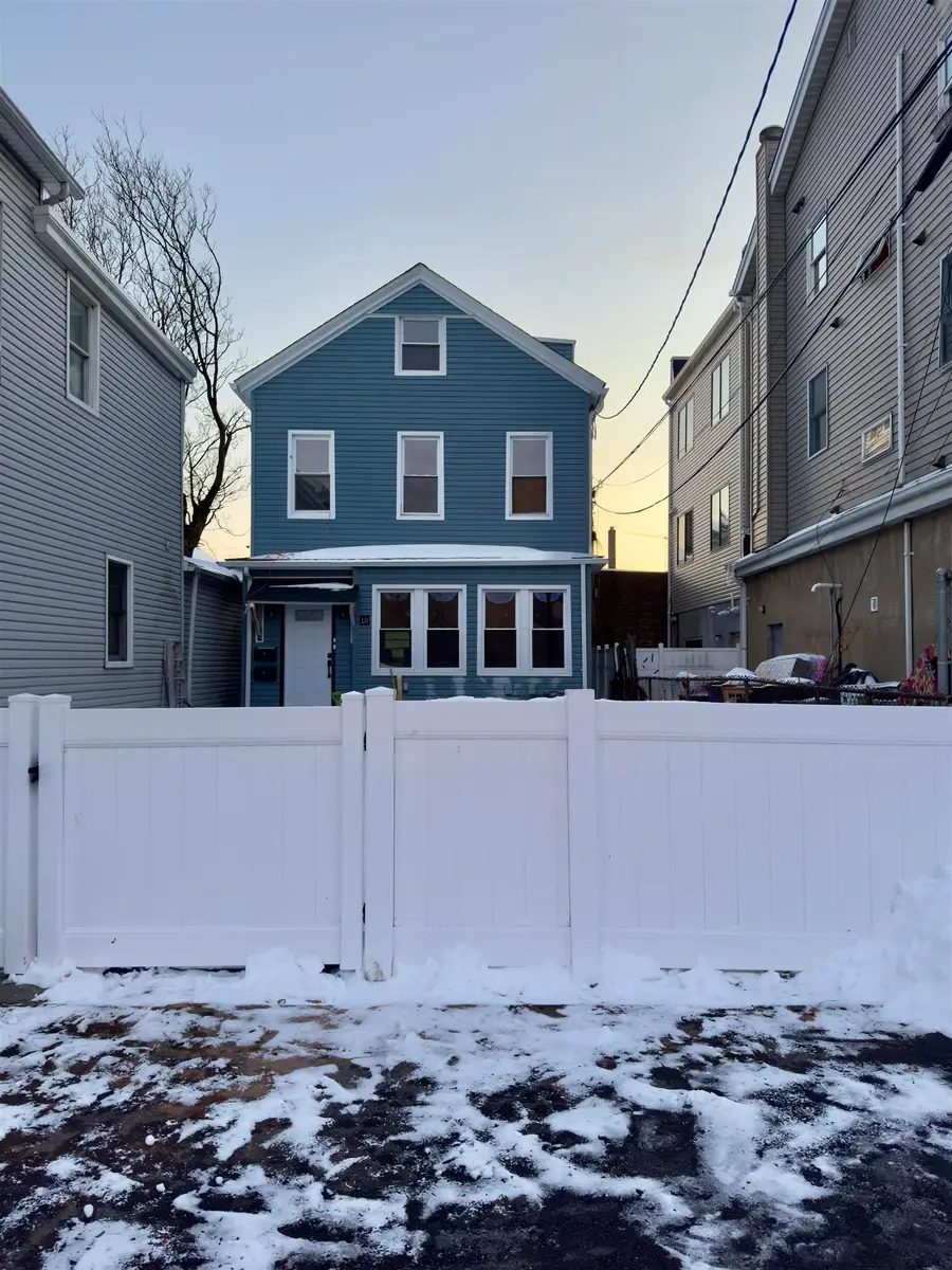 10 EAST 11TH ST, Bayonne, NJ 07002 - #2