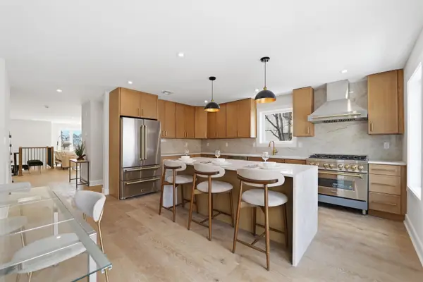 138 WEIGANDS LANE #A, Secaucus, NJ 07094