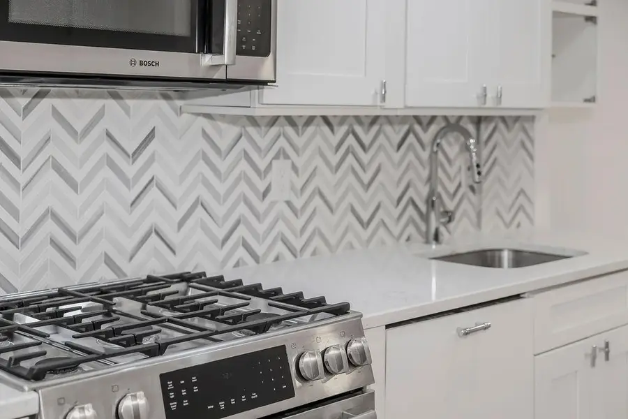 104 HOPKINS AVE #1, Jersey City, NJ 07306 - #3